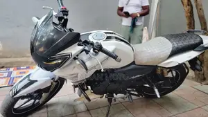 TVS Apache 180 RTR 2017 White