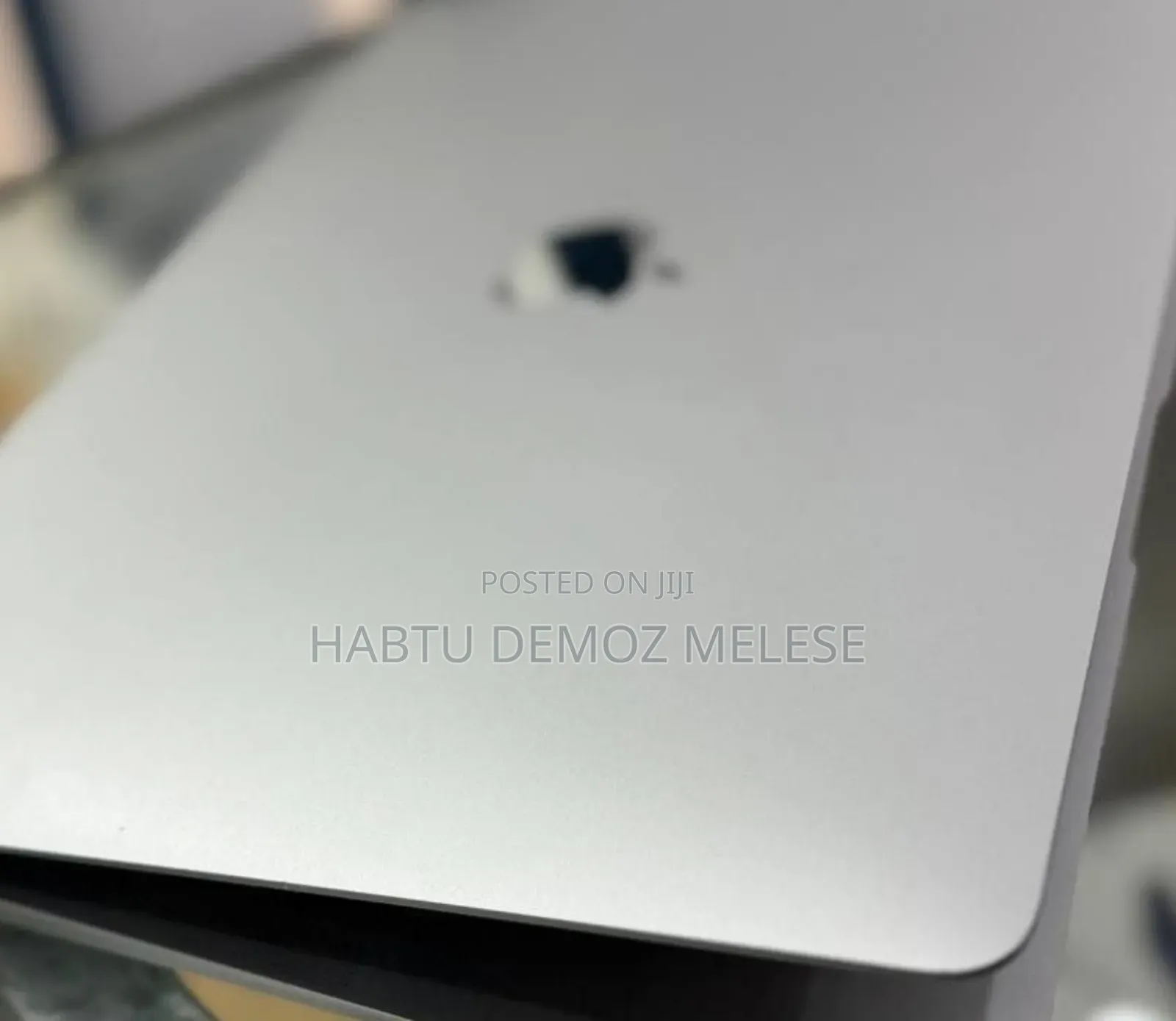 New Laptop Apple MacBook Air 2020 M1 8GB Apple M1 SSD 256GB