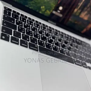 New Laptop Apple MacBook 8GB Intel Core I5 SSD 256GB