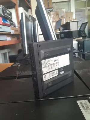 Desktop Computer HP 200 G4 4GB Intel Core M3 SSD 250GB