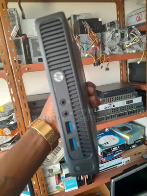 Desktop Computer HP 200 G4 4GB Intel Core M3 SSD 250GB