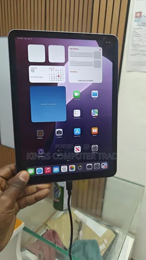 New Apple iPad Air 64 GB Silver