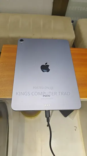 New Apple iPad Air 64 GB Silver