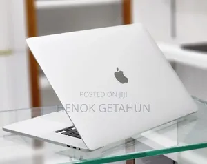 New Laptop Apple MacBook Pro 2019 16GB Intel Core I7 SSD 512GB