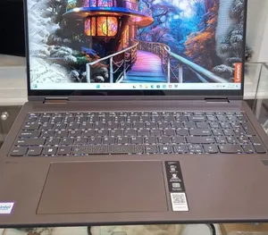 New Laptop Lenovo Yoga 7i 16GB Intel Core Ultra 7 SSD 1T