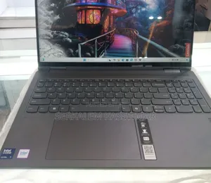 New Laptop Lenovo Yoga 7i 16GB Intel Core Ultra 7 SSD 1T