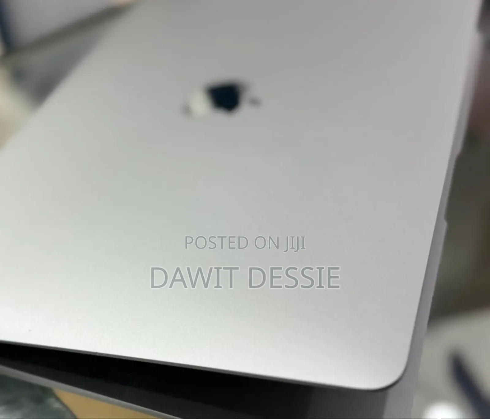 New Laptop Apple MacBook Air 2020 M1 8GB Apple M1 SSD 256GB