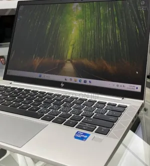 New Laptop HP EliteBook 830 G8 16GB Intel Core I7 SSD 512GB