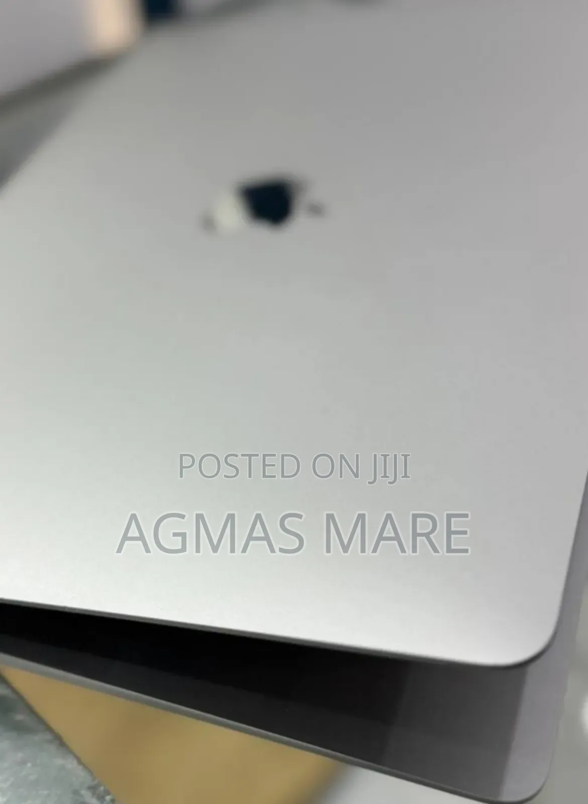 New Laptop Apple MacBook Air 2020 M1 8GB Apple M1 SSD 256GB