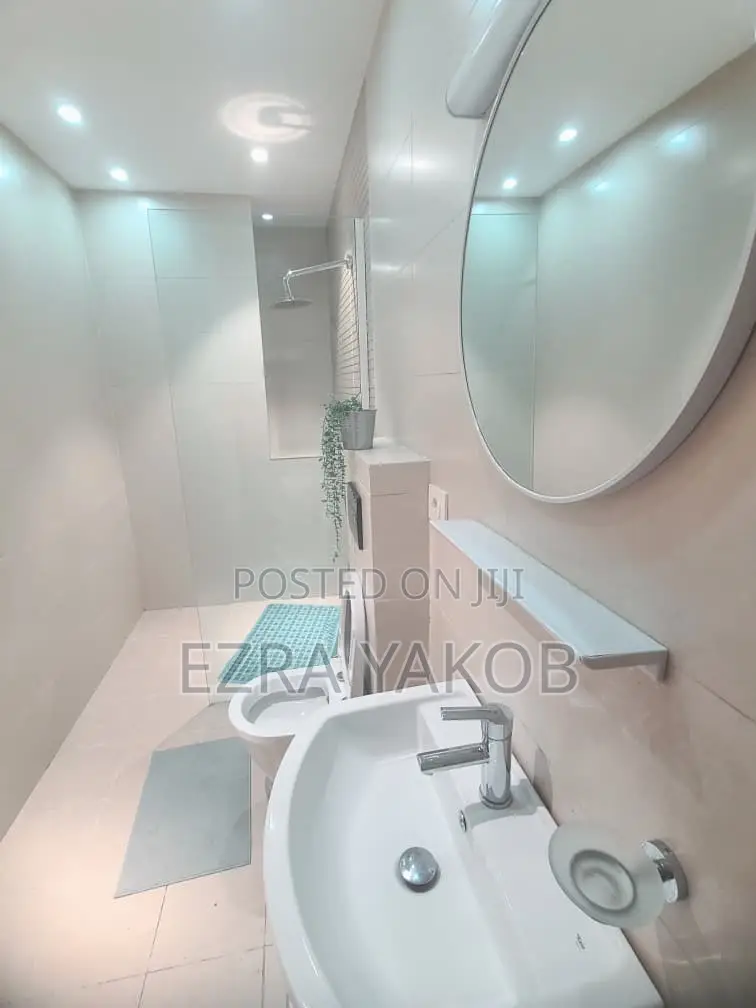 Furnished 2bdrm Apartment in Yeka for rent