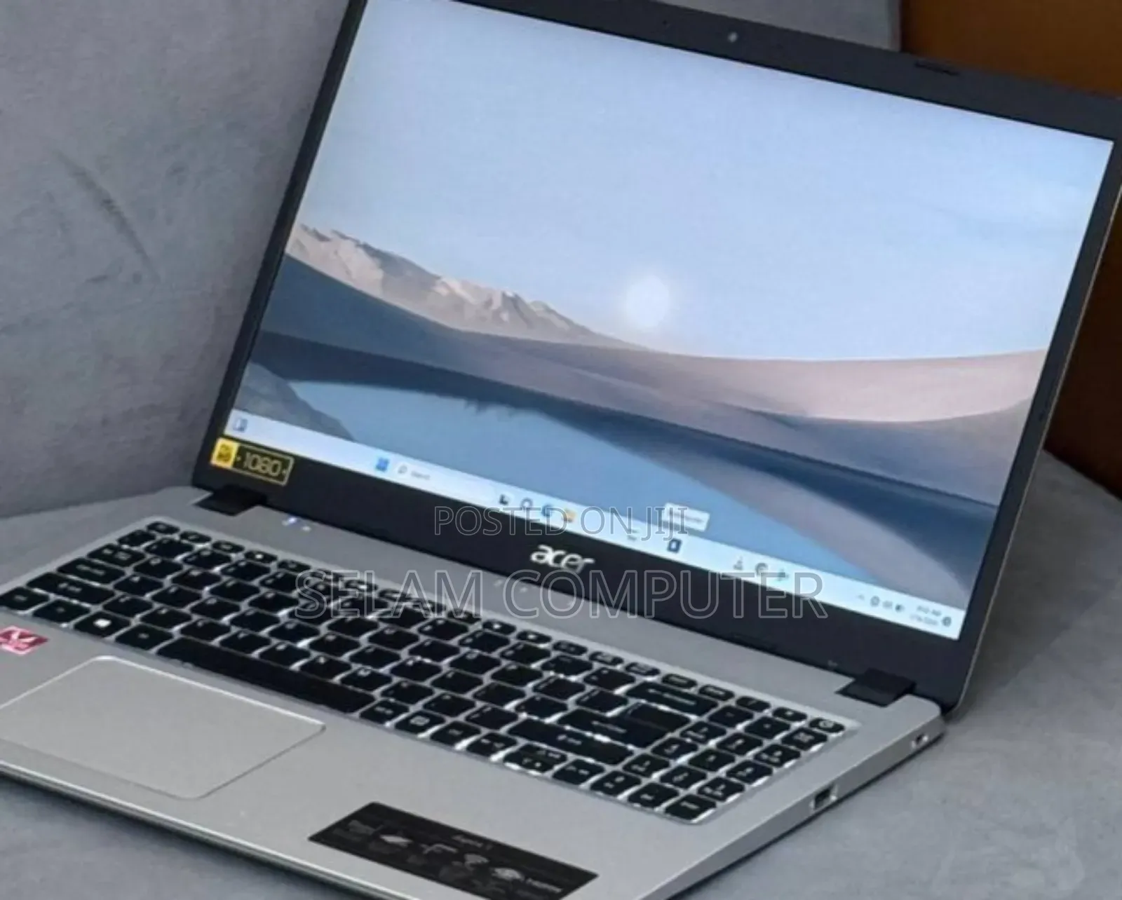 New Laptop Acer Aspire 5 4GB AMD Ryzen 3 SSD 128GB