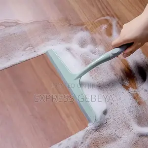 Hand-Held Plastic Window Squeegee Window Cleaner