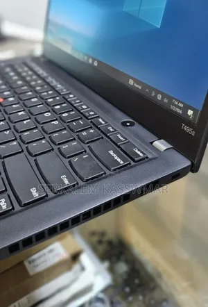 New Laptop Lenovo ThinkPad T495s 16GB AMD Ryzen 7 SSD 512GB