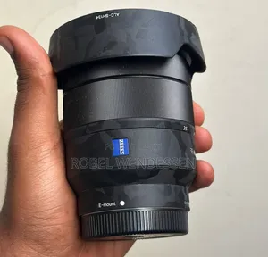 Sony Zeiss 16-35mm F/4 Lens