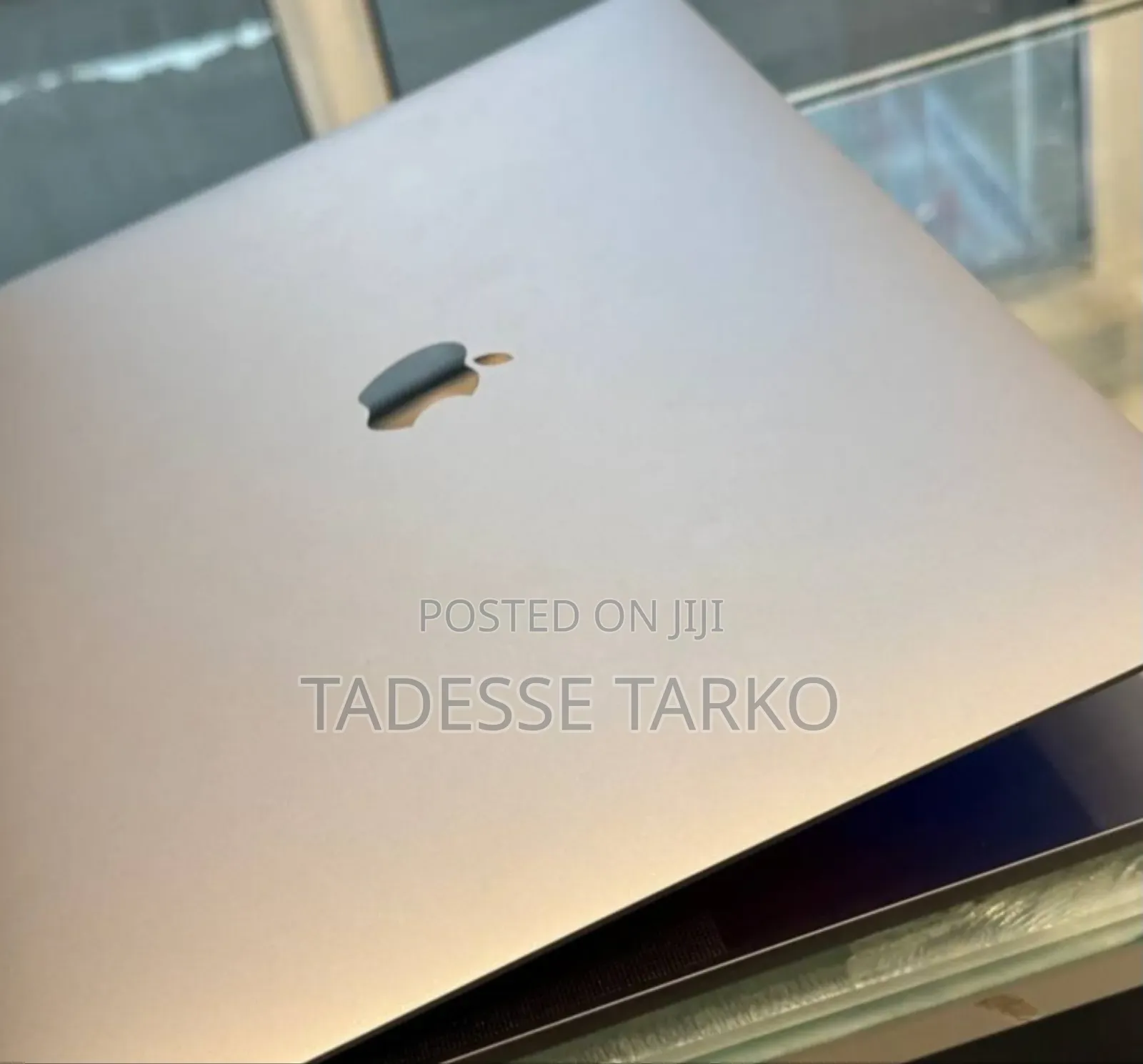 New Laptop Apple MacBook Pro 2016 16GB Intel Core I7 SSD 256GB