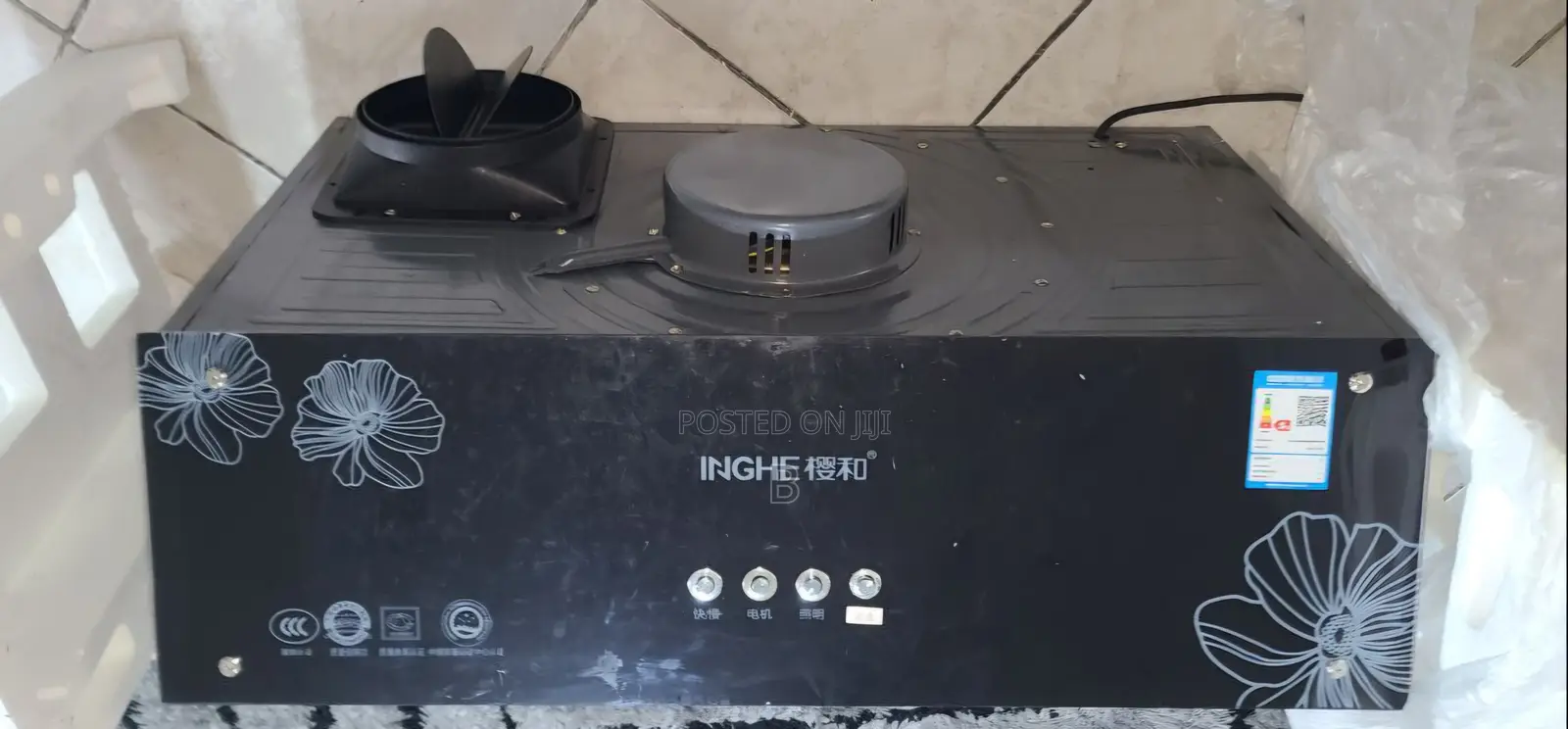 Kitchen Sucker, Range Hood