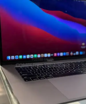 New Laptop Apple MacBook 2016 16GB Intel Core I7 SSD 256GB