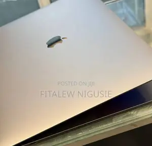 New Laptop Apple MacBook 2016 16GB Intel Core I7 SSD 256GB