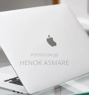 New Laptop Apple MacBook Pro 2019 16GB Intel Core I7 SSD 512GB