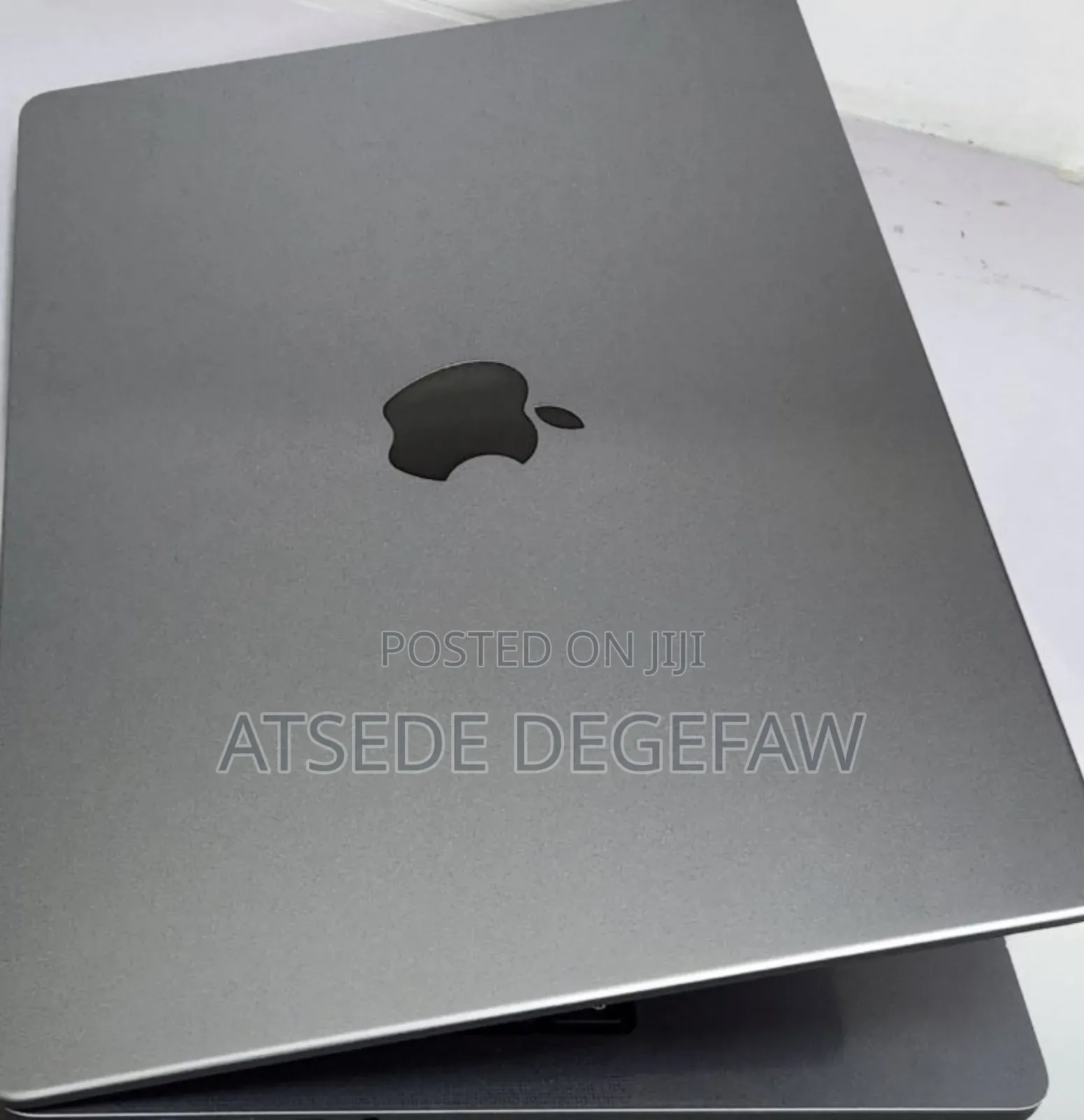 New Laptop Apple MacBook Pro M1 16GB Intel Core I5 SSD 512GB