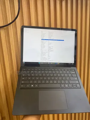 New Laptop Microsoft Surface Laptop 4 16GB Intel Core I7 SSD 512GB