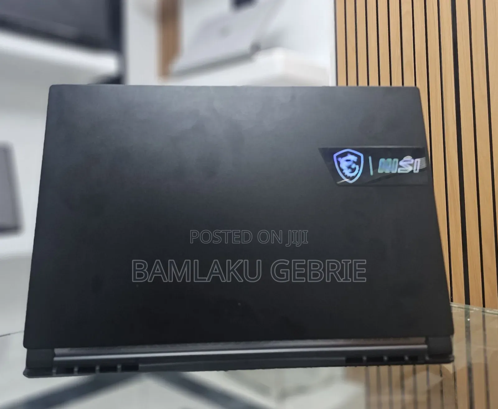 New Laptop MSI Stealth 16 AI Studio 16GB Intel Core I7 SSD 1T