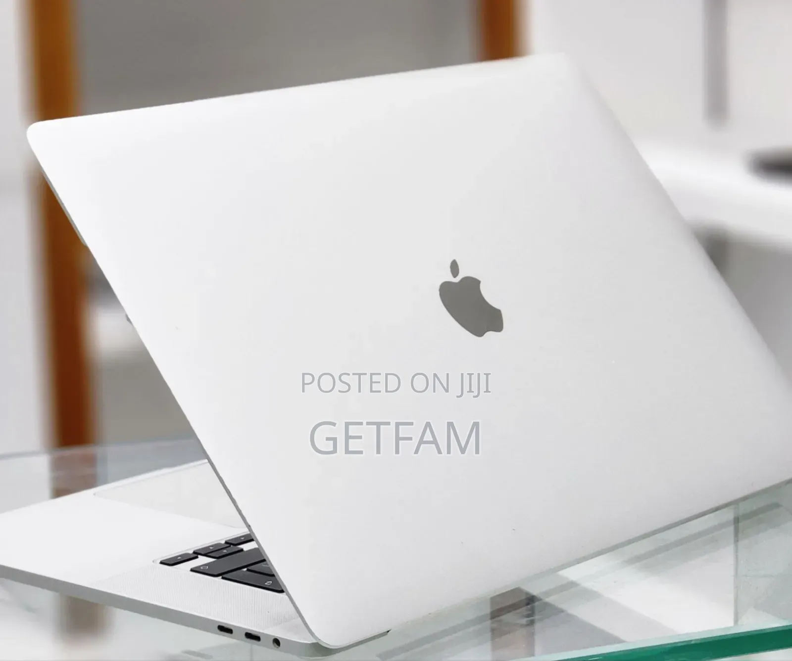 New Laptop Apple MacBook Pro 2019 8GB Intel Core I7 SSD 1T