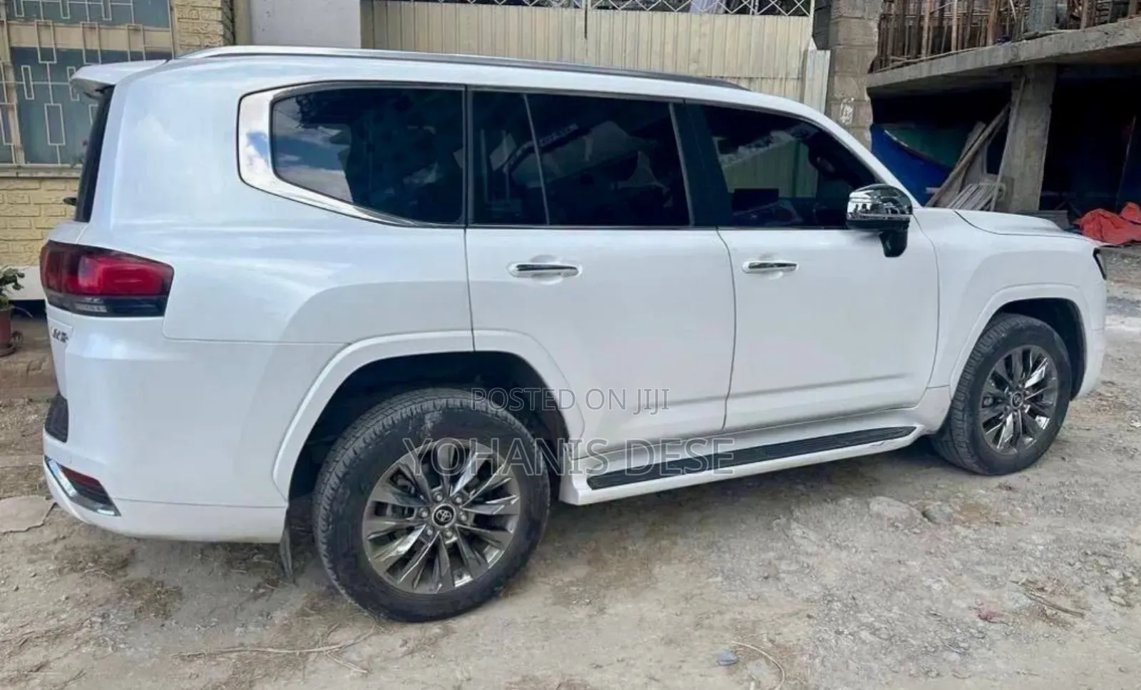 Toyota Land Cruiser 2023 Off white