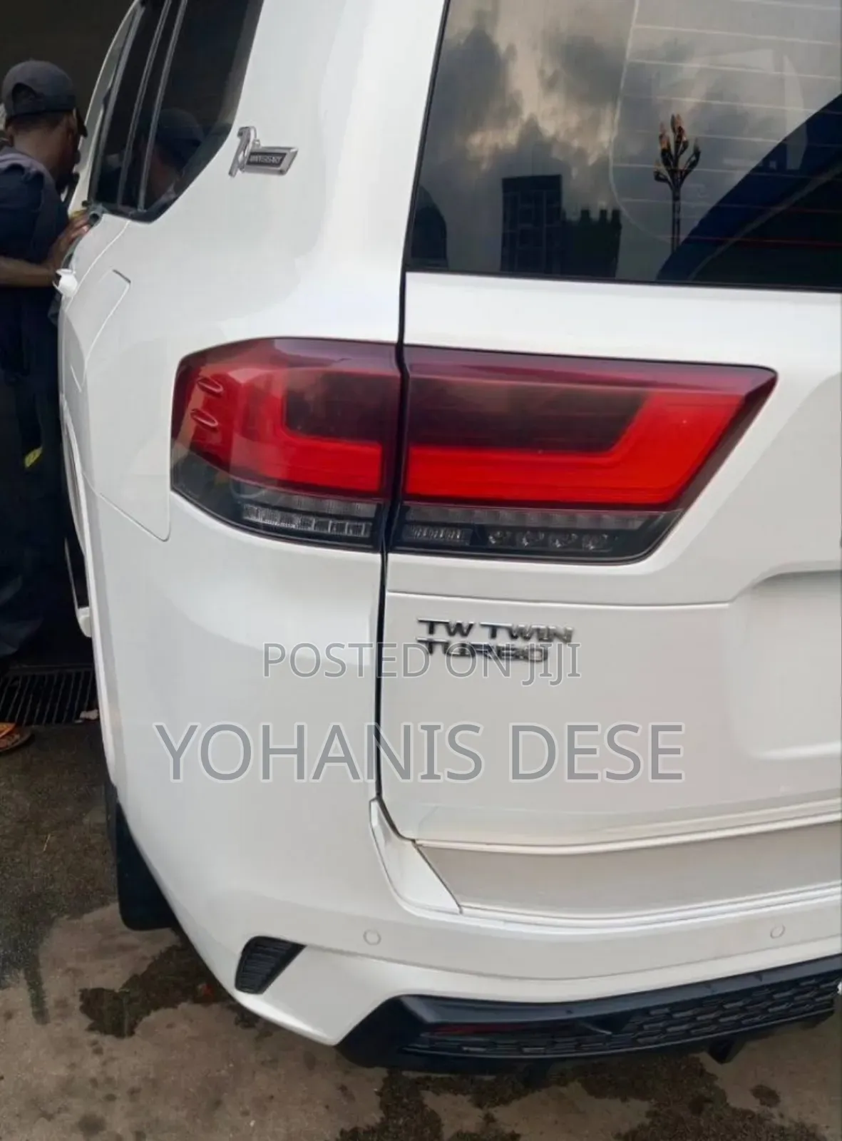 Toyota Land Cruiser 2023 Off white