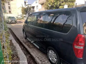 Hyundai Starex 2017 Beige