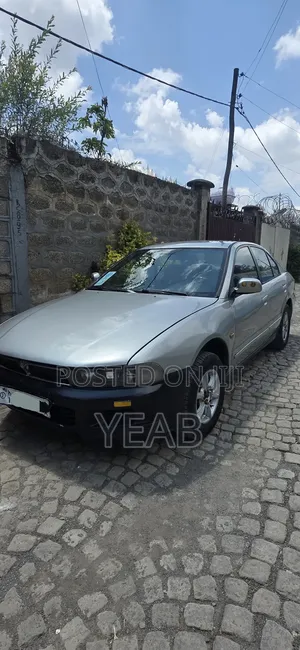 Mitsubishi Galant SW 1997 Silver