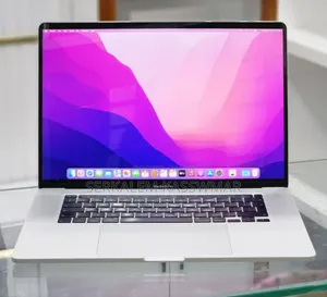 New Laptop Apple MacBook Pro 2019 16GB Intel Core I7 SSD 512GB