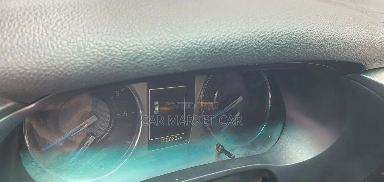 Toyota Hilux Revo Double Cab Deisel 2.8 AWD 2022 Green