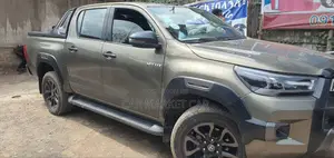 Toyota Hilux Revo Double Cab Deisel 2.8 AWD 2022 Green