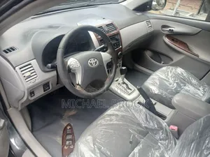 Toyota Corolla 2008 Gray