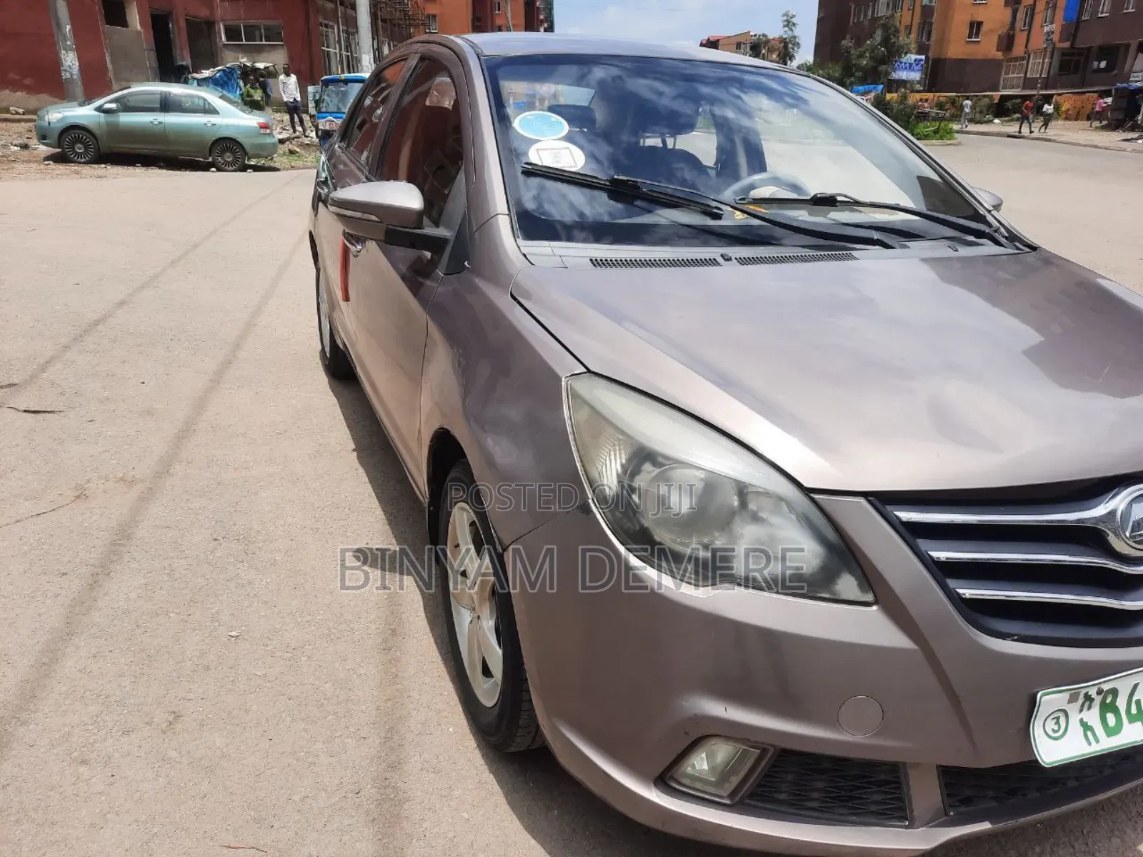 Lifan 530 1.3 2015 Brown