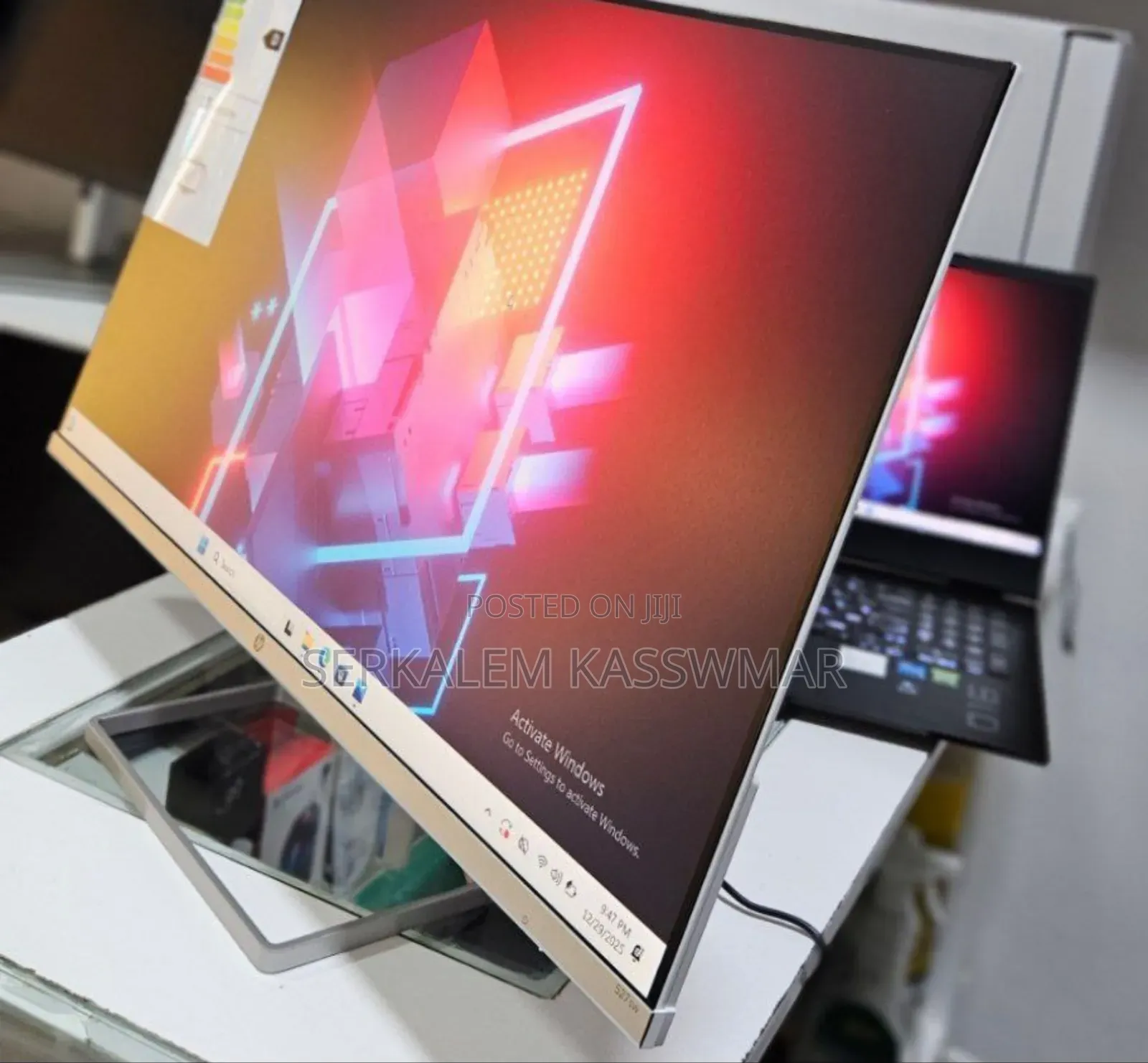 1brand New White Monitor Quantity Available Hp 27"
