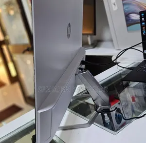 1brand New White Monitor Quantity Available Hp 27"