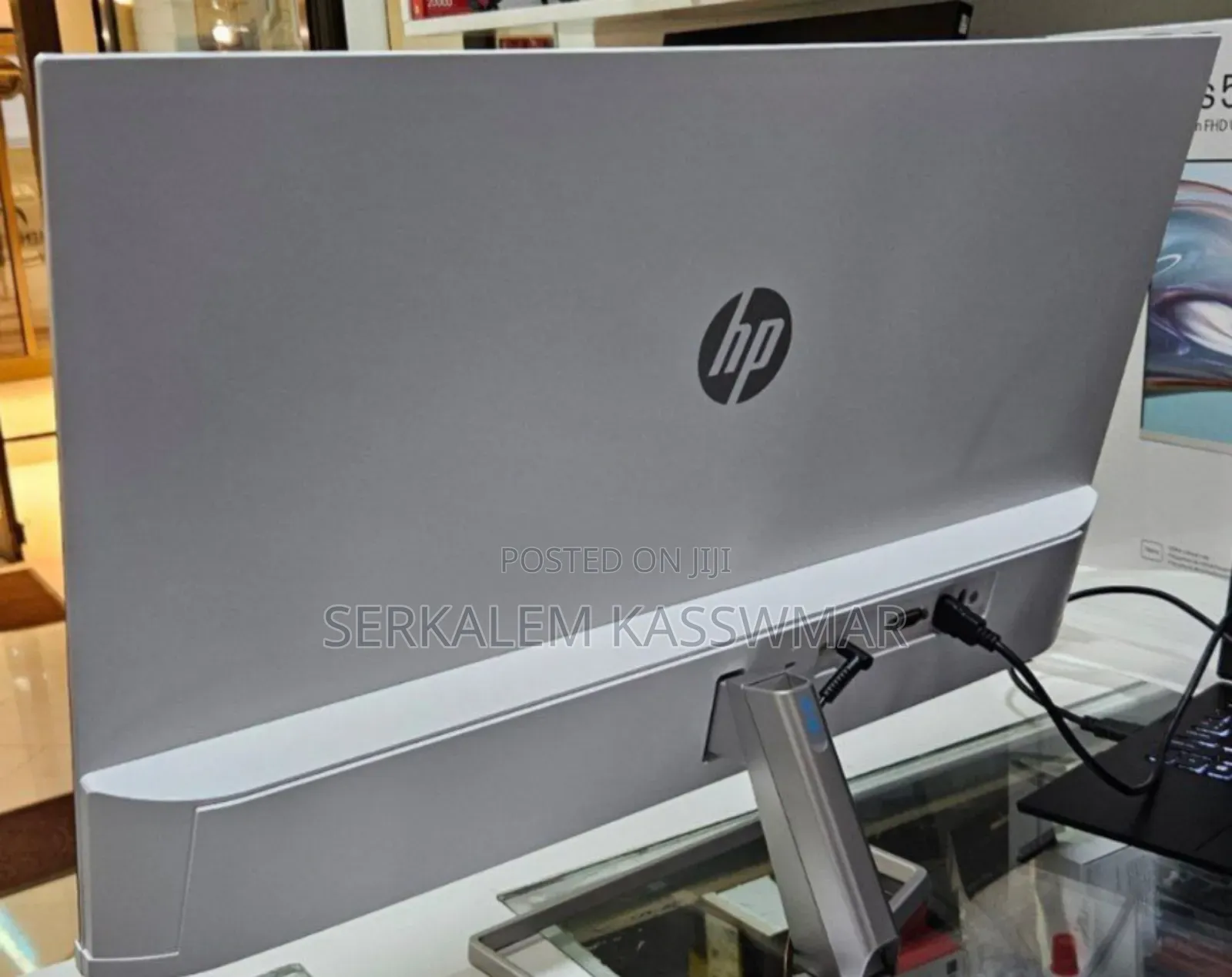 1brand New White Monitor Quantity Available Hp 27"