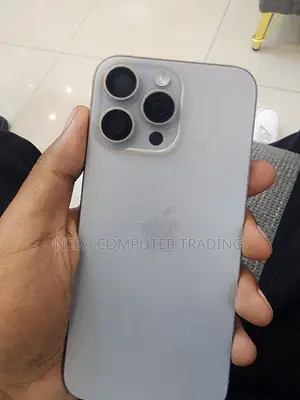 New Apple iPhone 15 Pro Max 256 GB Gray