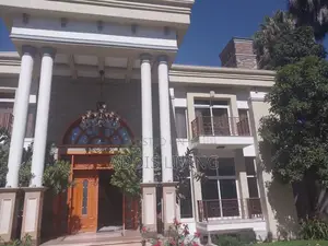 8bdrm Villa in Bole for rent