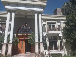 8bdrm Villa in Bole for rent
