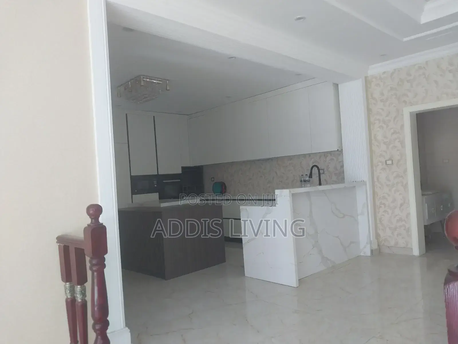 8bdrm Villa in Bole for rent
