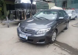 Toyota Corolla Verso 1.6 VVT-i 2008 Gray