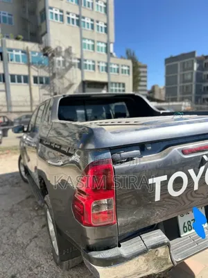 Toyota Hilux Revo Double Cab Deisel 2.4 RWD 2019 Gray