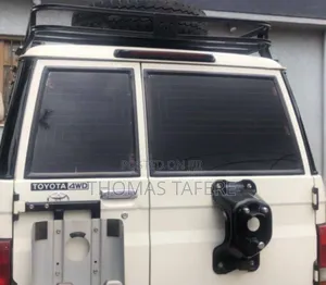 Toyota Land Cruiser 2018 Off white