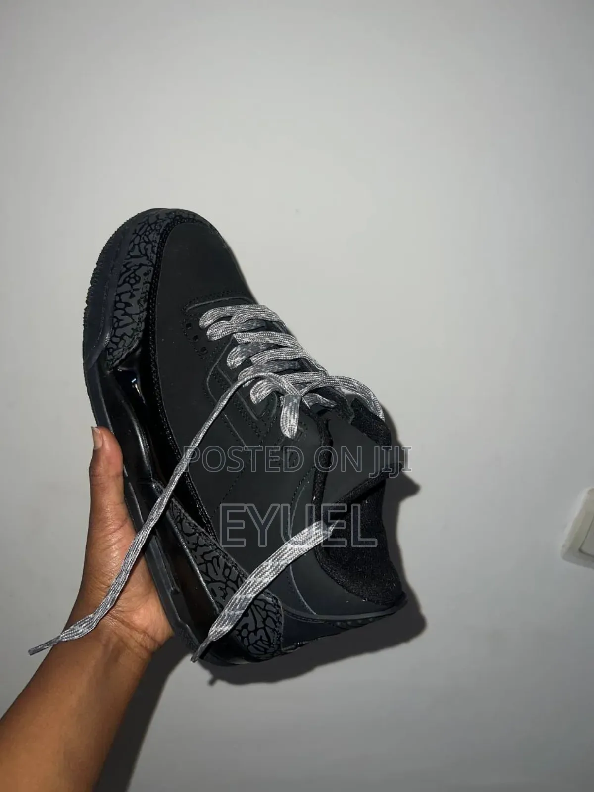 Air Jordan 4 Retro "Black Cat"