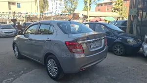 Suzuki Dzire 2023 Silver