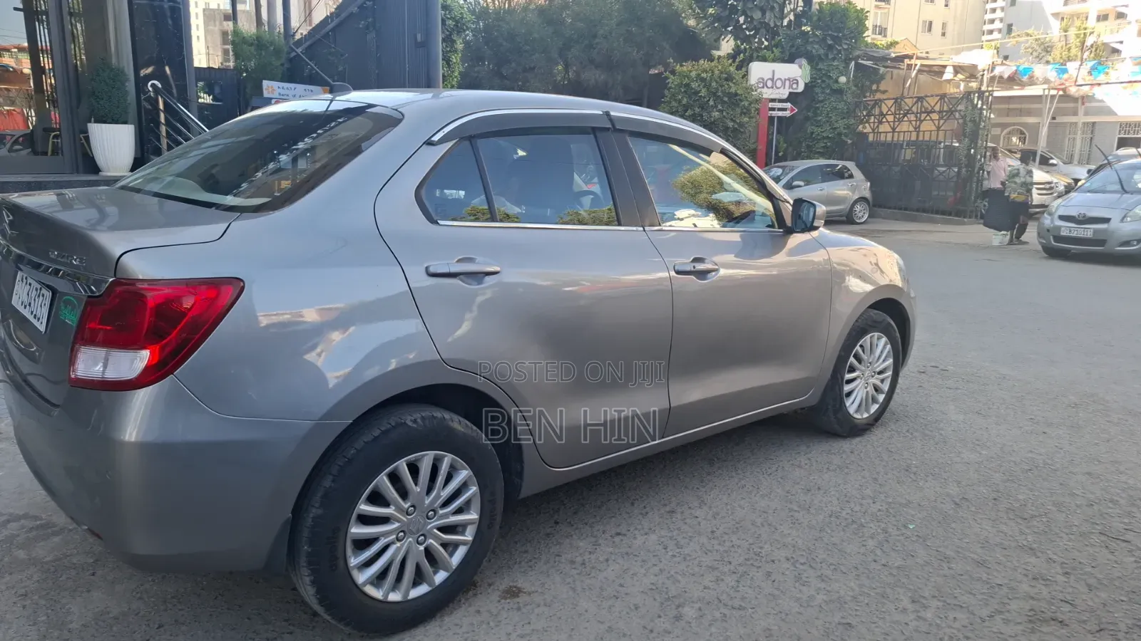 Suzuki Dzire 2023 Silver