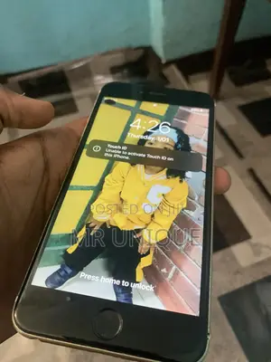 Apple iPhone 6s Plus 32 GB Gold